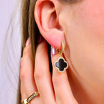 Black Deluxe Clover Ohrringe hängend aus 316L Edelstahl mit 18k Gold-Legierung und hochwertigen Zirconia Diamanten