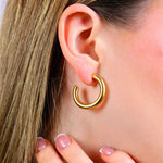 Massive, hochwertige Daily Hoop Ohrringe 25mm aus 316L Edelstahl mit 18k Gold-Legierung