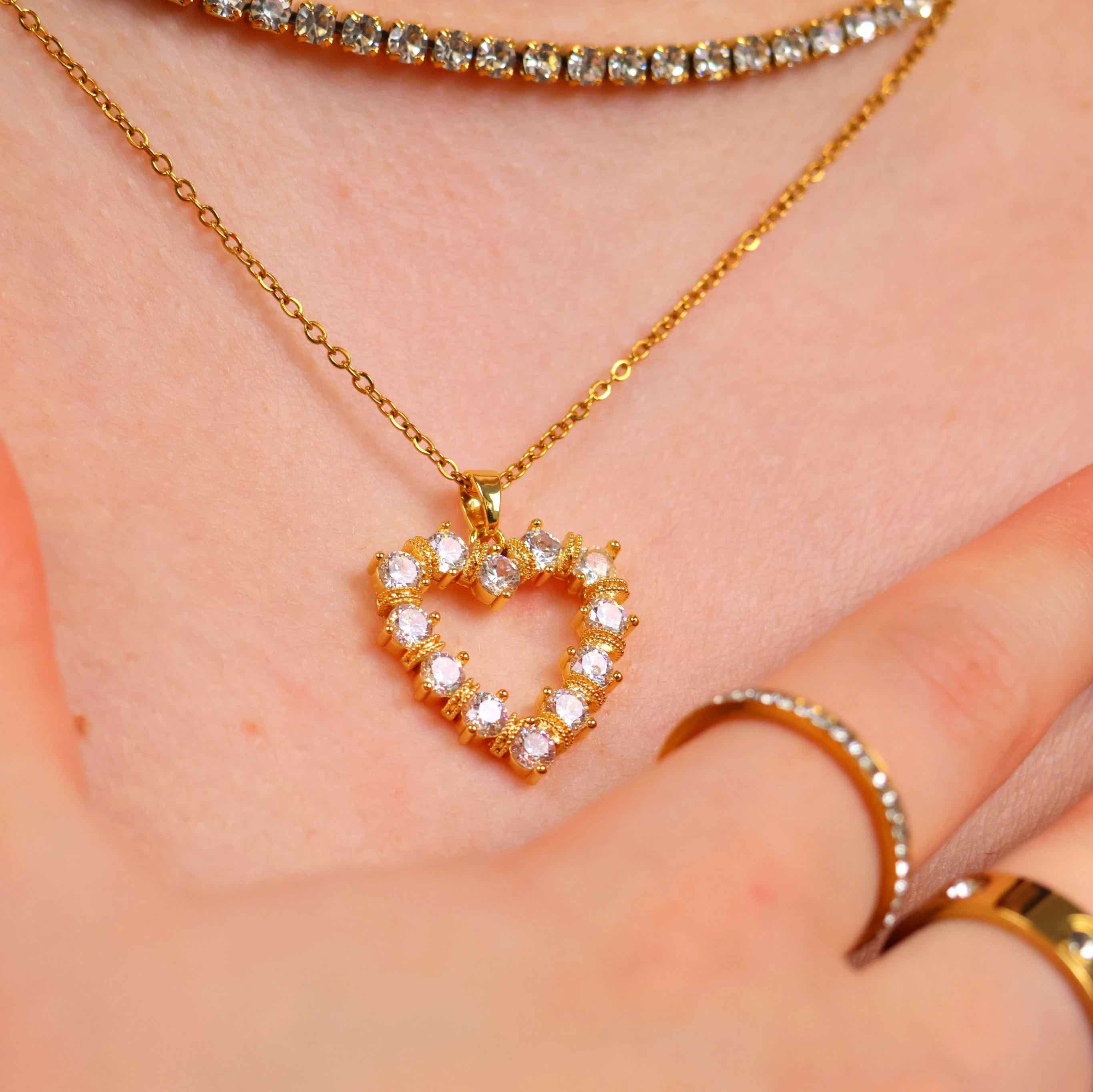 Diamond Herz Kette mit großen, hochwertigen Zirkonia Steinen aus 316L Edelstahl mit echter 18K Gold-Legierung