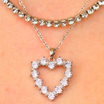 Feine Diamond Herz Kette aus Edelstahl in Silber mit hochwertigem Zirkonia Herzanhänger