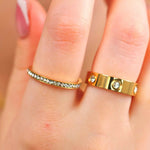 Hochwertiger Petite Diamond Zirconia Ring aus 316L Edelstahl, mit 18k Gold-Veredlung und hochwertigen Zirkonia-Steinen